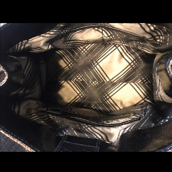 London Fog Snakeskin Bag - Picture 7 of 7